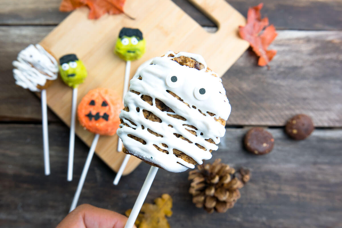 Halloween Cake Pops — ButterYum — a tasty little food blog
